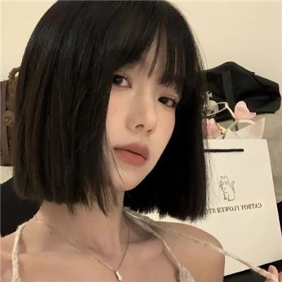 黑夜皓齿